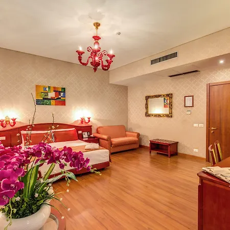 Hotel Augusta Lucilla Palace 4*