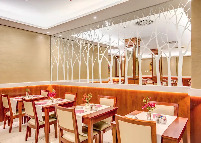 Augusta Lucilla Palace Hotel Rzym