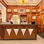 Augusta Lucilla Palace Hotel