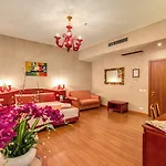 Hotel Augusta Lucilla Palace 4*