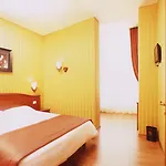Augusta Lucilla Palace Hotel Roma