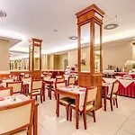 Augusta Lucilla Palace 4*