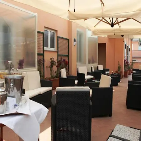 Augusta Lucilla Palace Hotel Řím