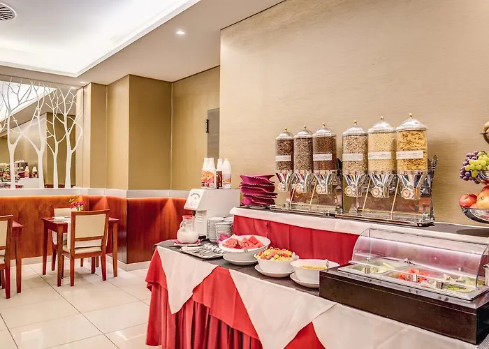 Augusta Lucilla Palace Hotell Rom