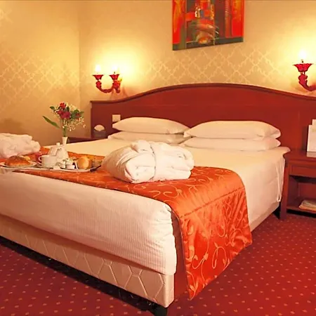 Hotel Augusta Lucilla Palace