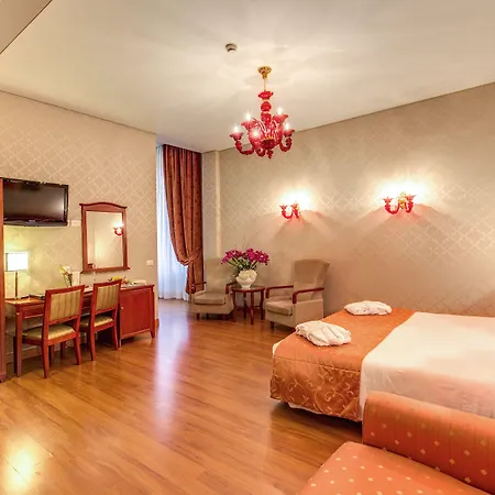 아우구스타 루실라 팰리스 로마