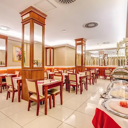 호텔 아우구스타 루실라 팰리스