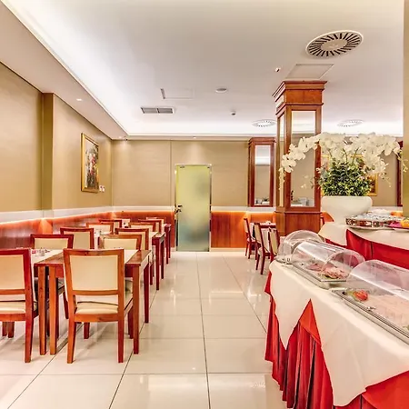 Augusta Lucilla Palace Hotel Rome